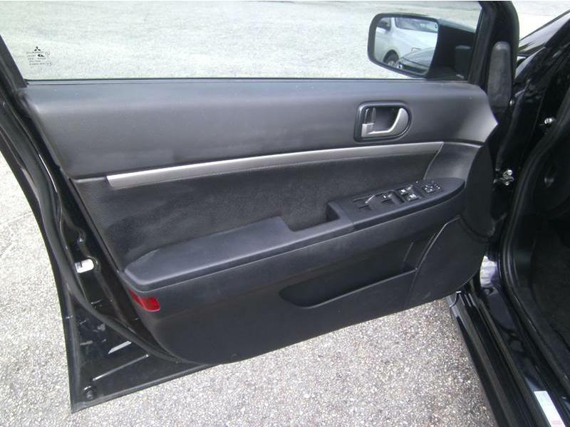 2009 Mitsubishi Galant Ralliart photo