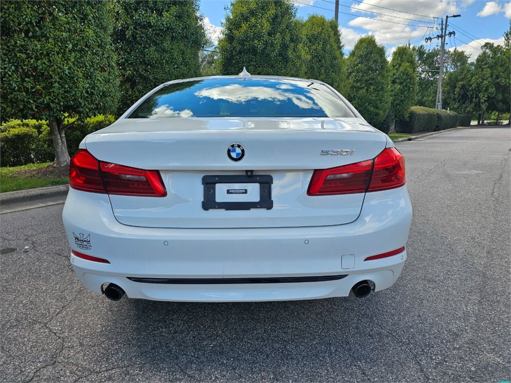 2019 BMW 5-Series  photo