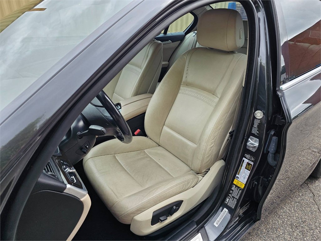 2015 BMW 5-Series  photo