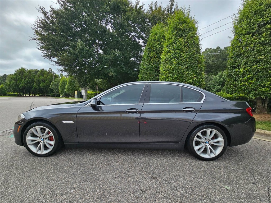 2015 BMW 5-Series  photo