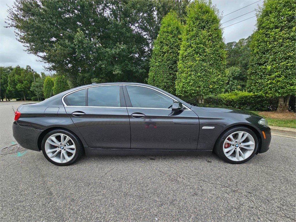 2015 BMW 5-Series  photo