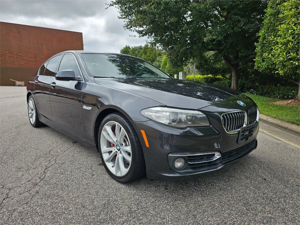 2015 BMW 5-Series  photo