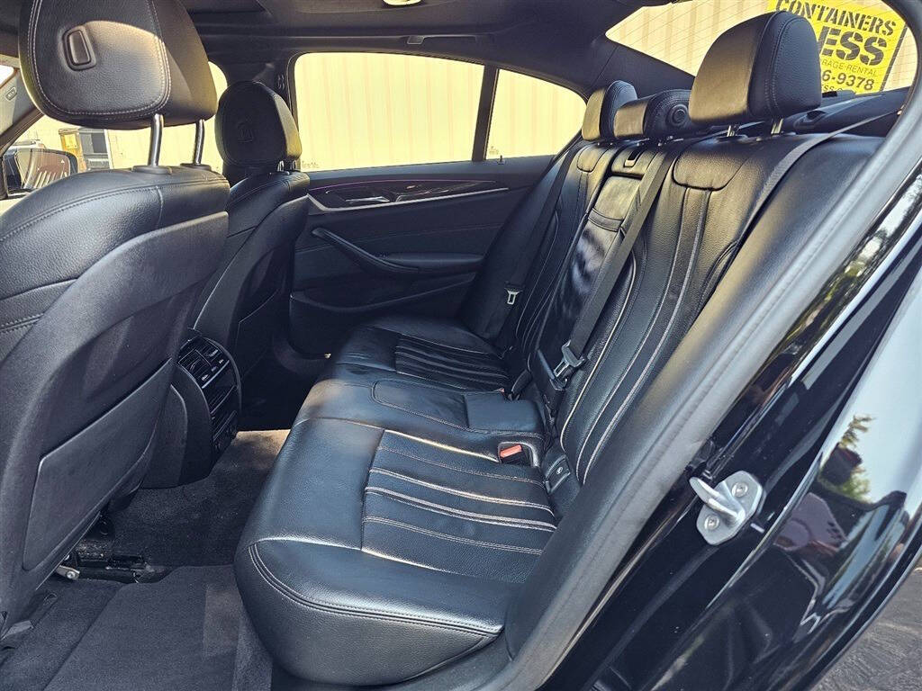 2019 BMW 5-Series  photo