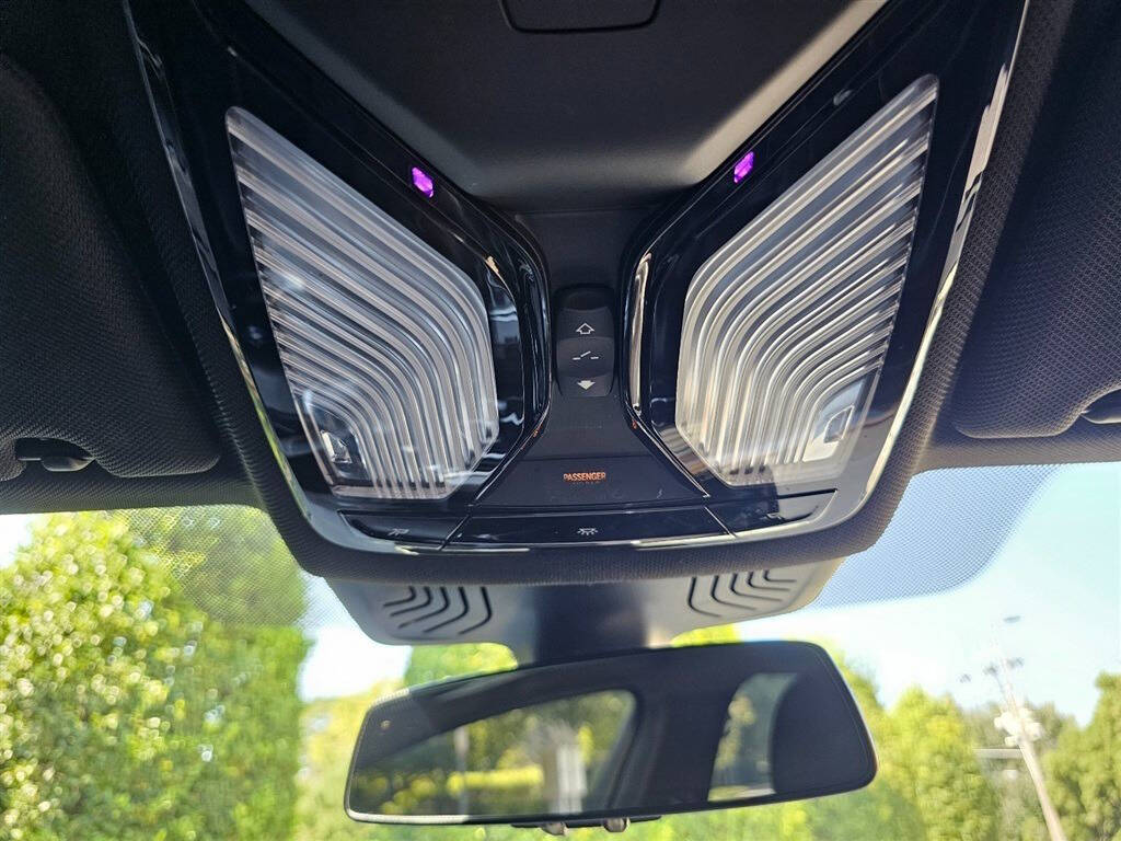 2019 BMW 5-Series  photo