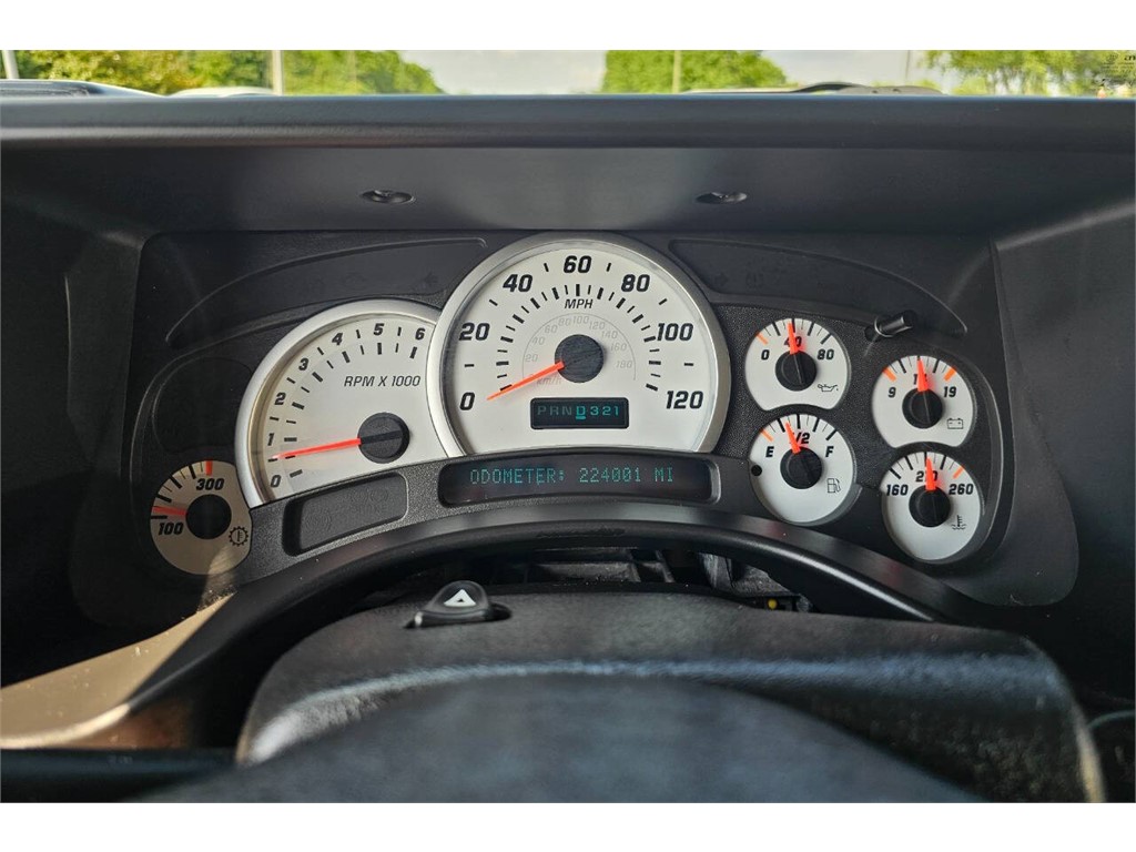 2003 HUMMER H2 photo