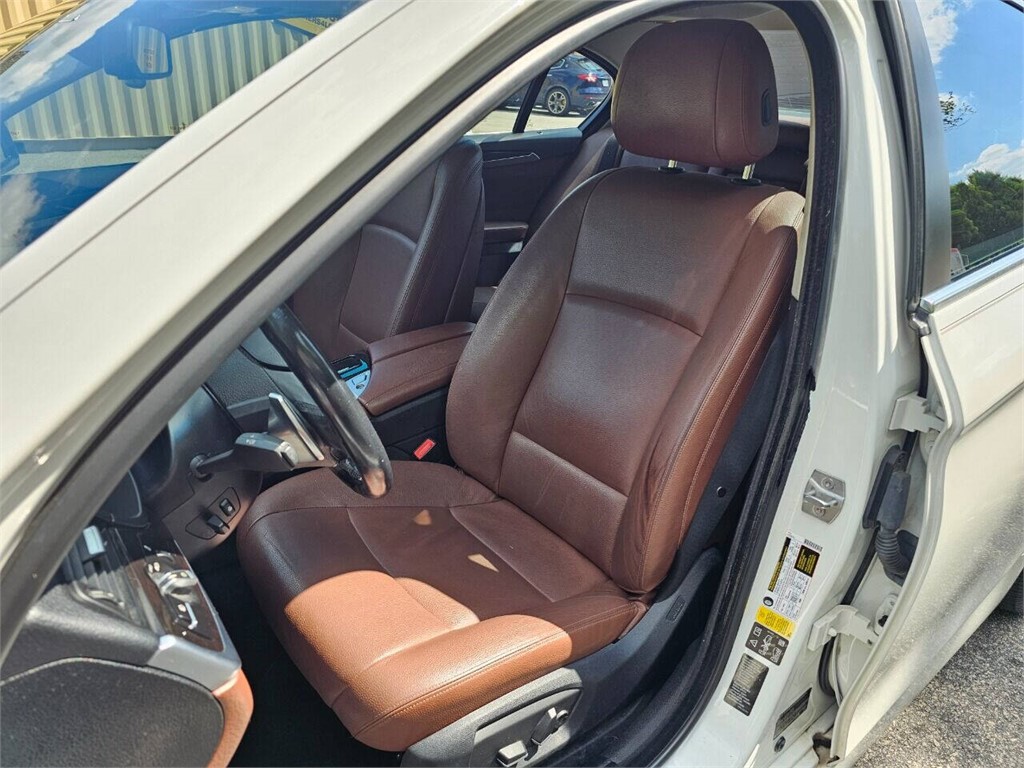 2016 BMW 5-Series  photo