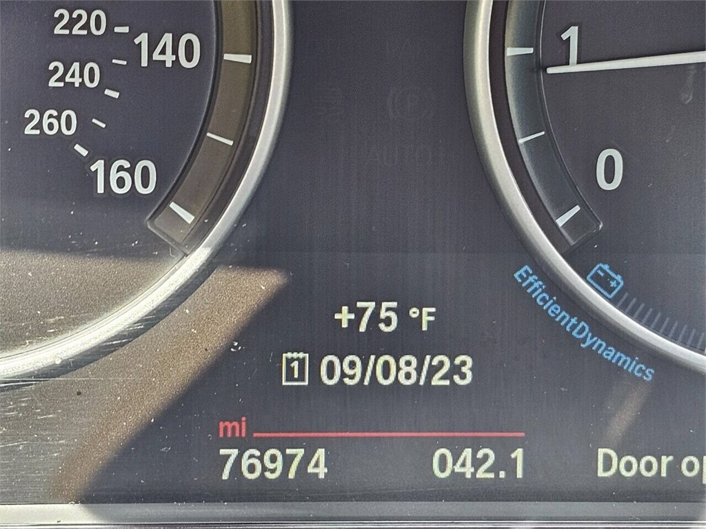 2016 BMW 5-Series  photo