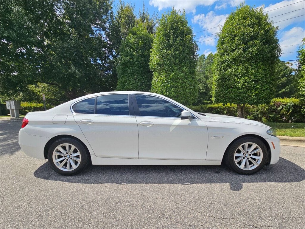 2016 BMW 5-Series  photo