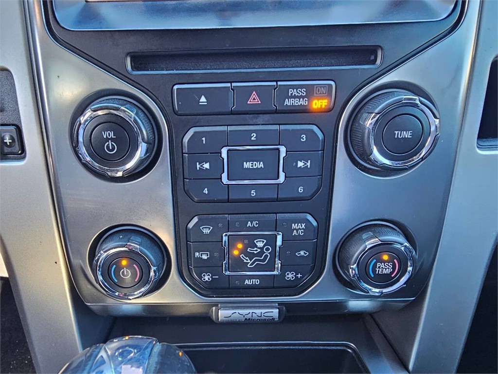 2013 Ford F-150 King Ranch photo