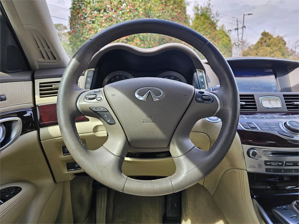 2013 Infiniti M37 photo