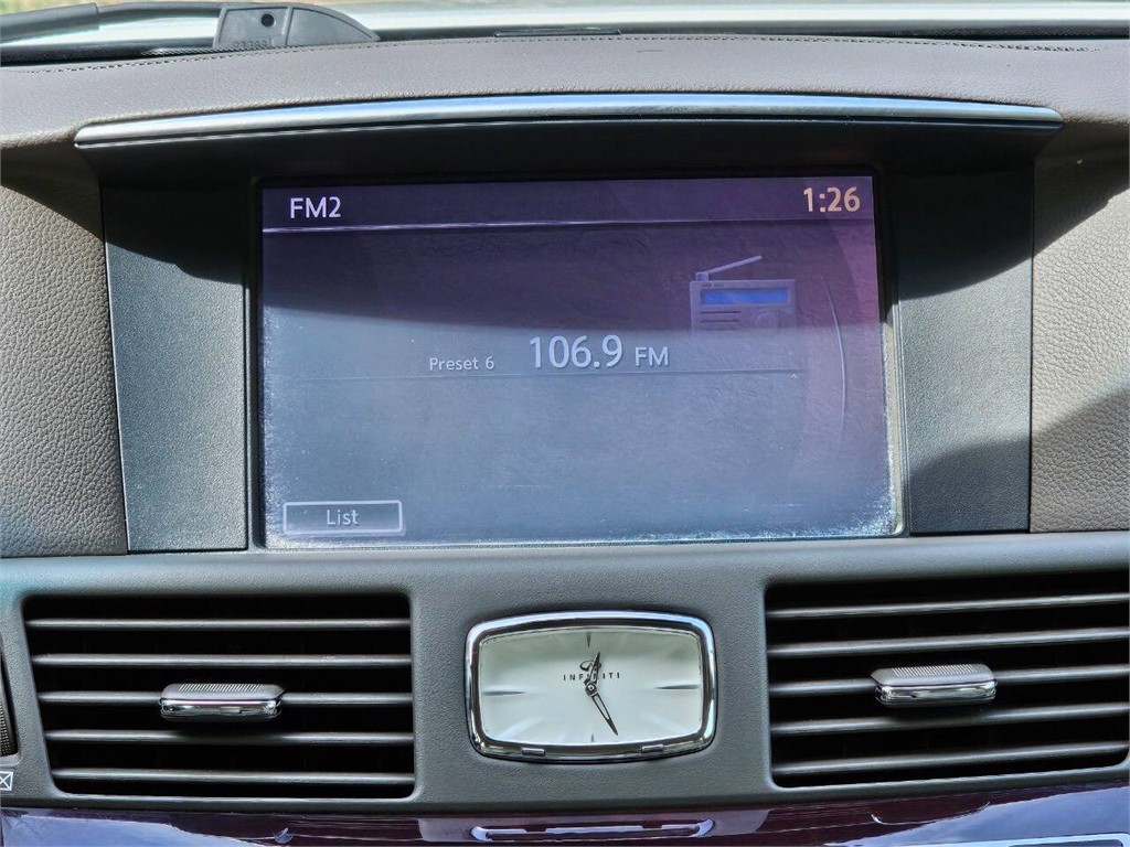 2013 Infiniti M37 photo