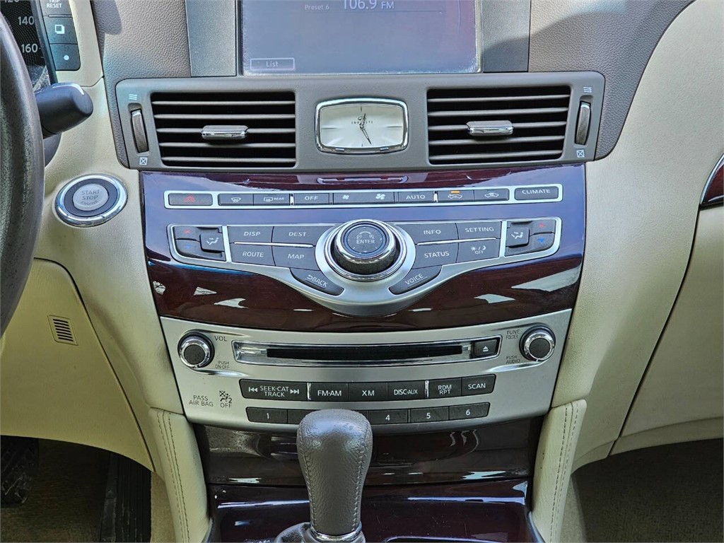 2013 Infiniti M37 photo