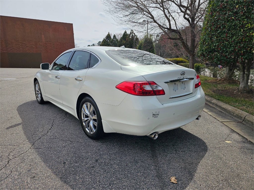 2013 Infiniti M37 photo