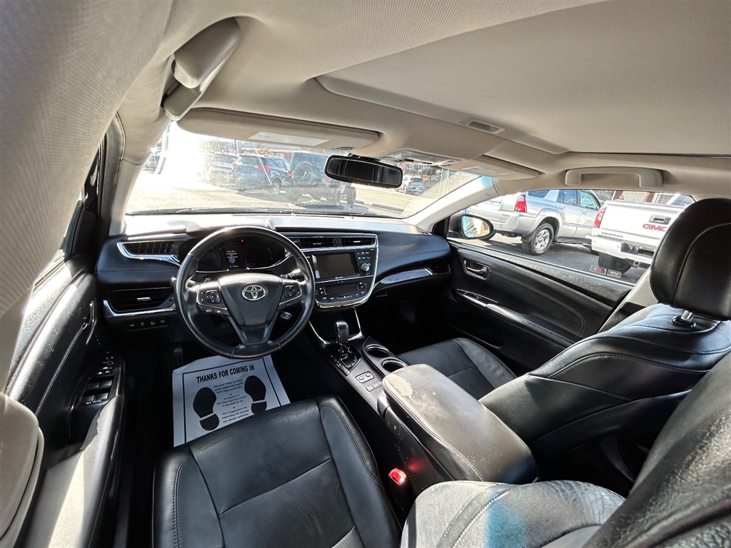 2013 Toyota Avalon XLE photo