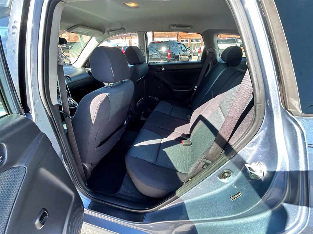 2005 Toyota Matrix photo