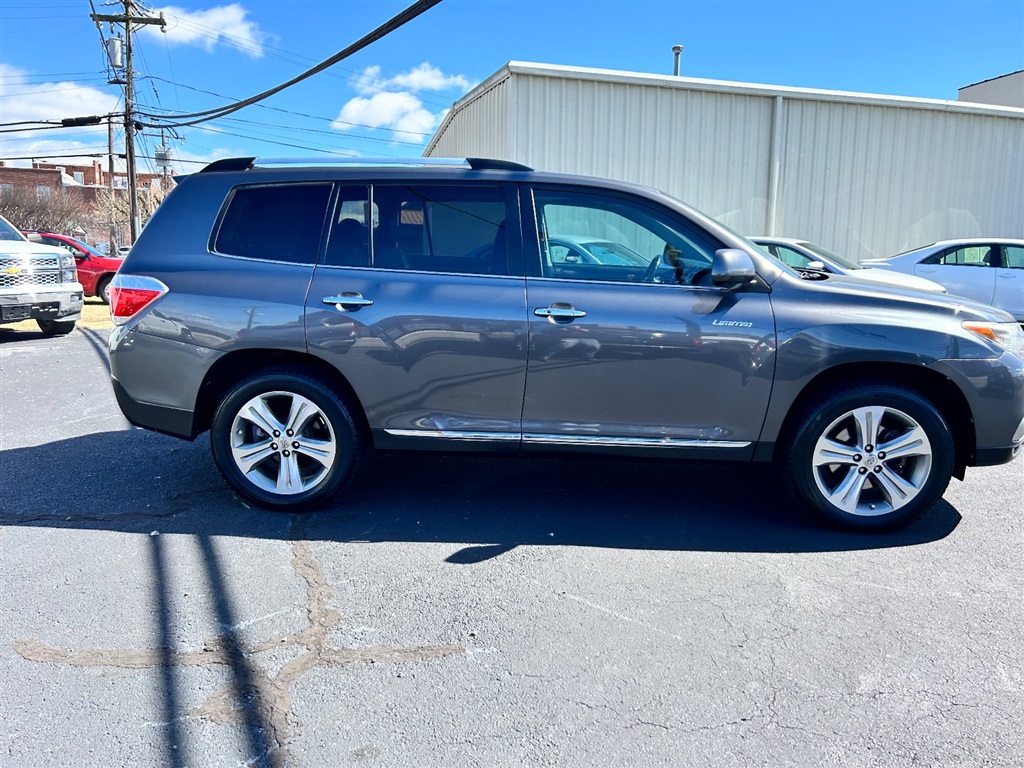 2011 Toyota Highlander Limited photo