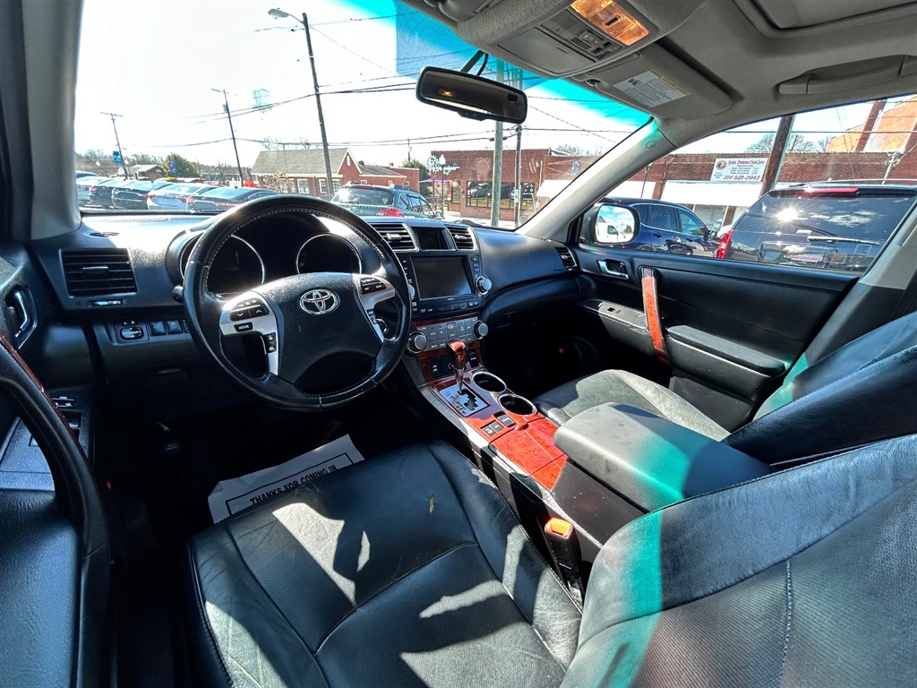 2011 Toyota Highlander Limited photo