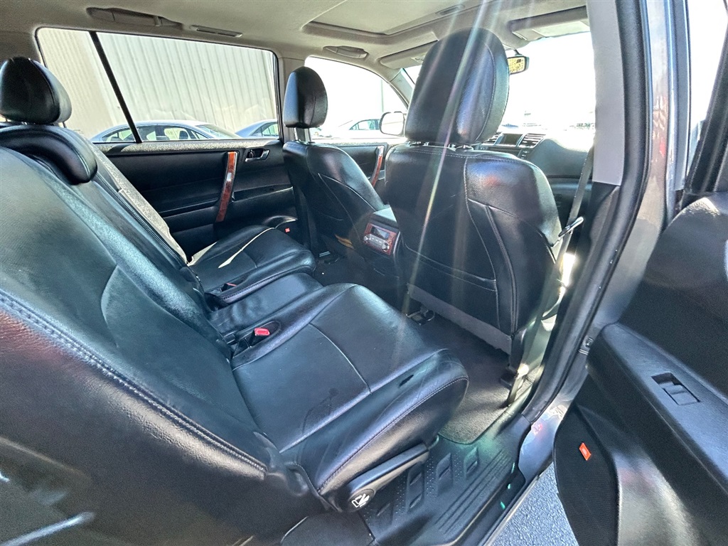 2011 Toyota Highlander Limited photo