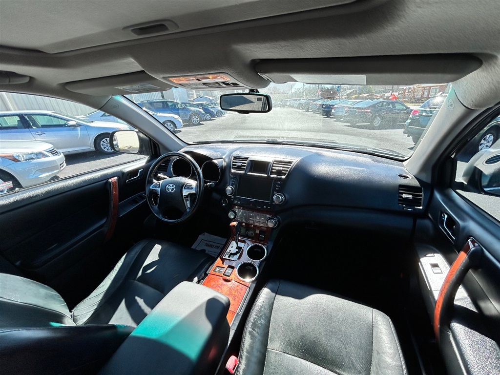 2011 Toyota Highlander Limited photo