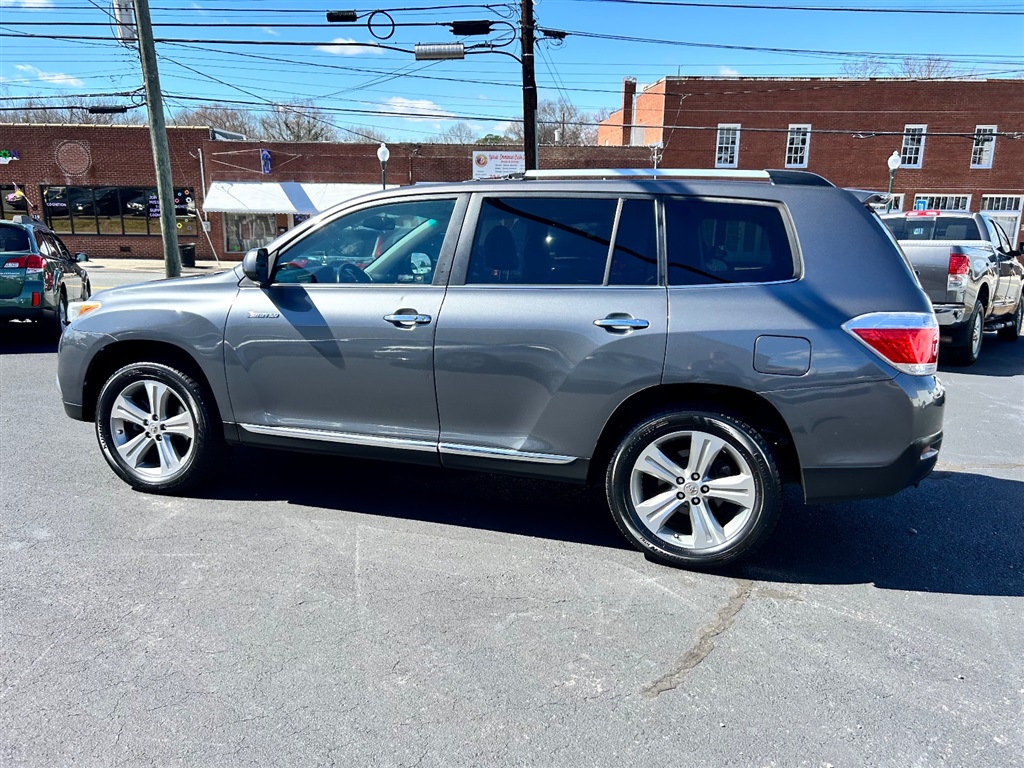 2011 Toyota Highlander Limited photo