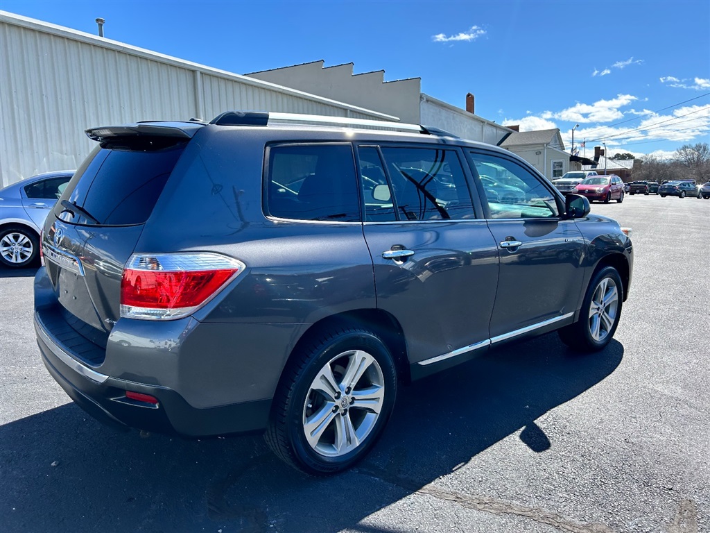 2011 Toyota Highlander Limited photo