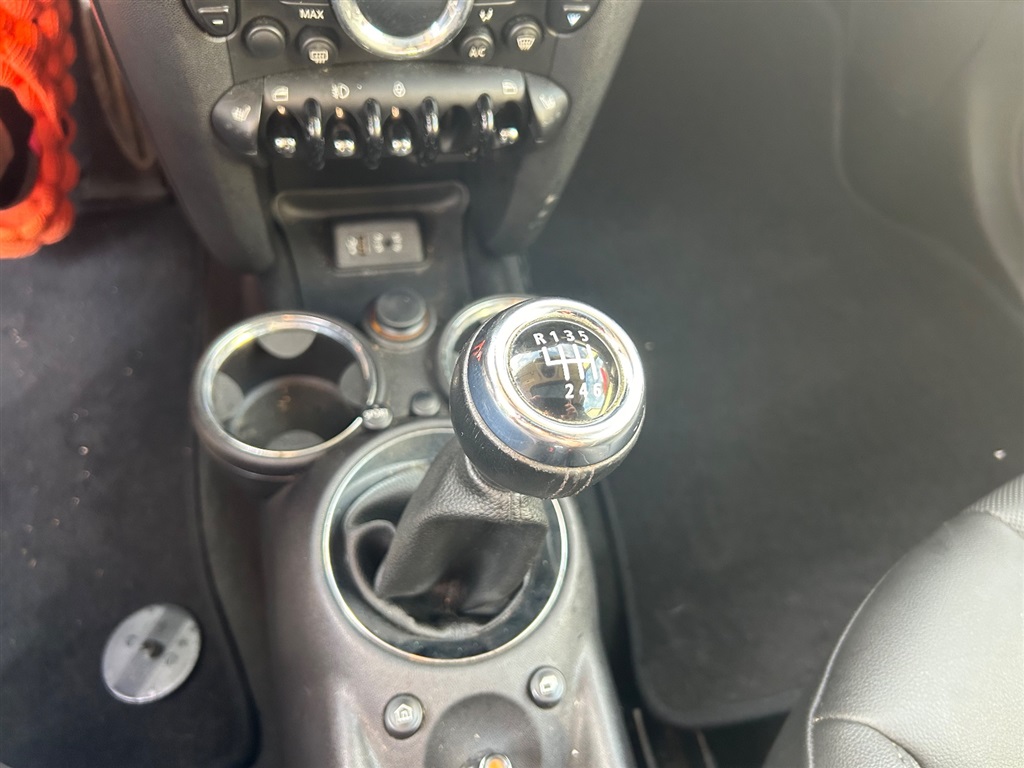 2014 MINI RDX S photo