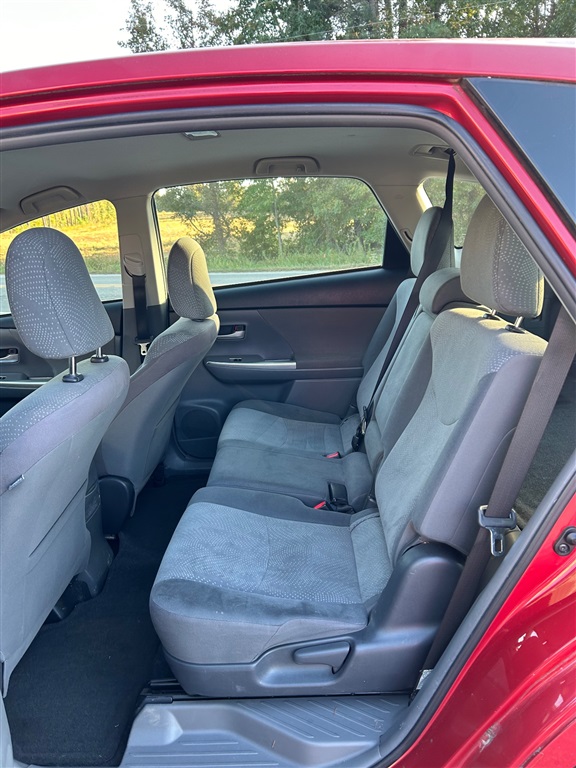 2012 Toyota Prius v Two photo