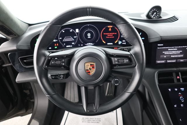 2020 Porsche Taycan  photo