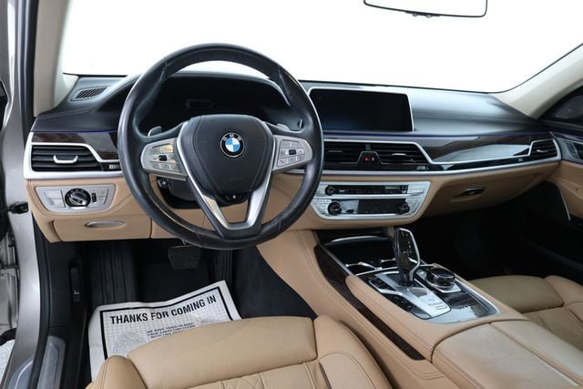 2021 BMW 7-Series  photo