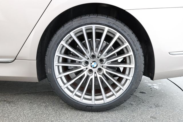 2021 BMW 7-Series  photo