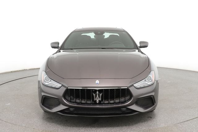 2022 Maserati Ghibli  photo