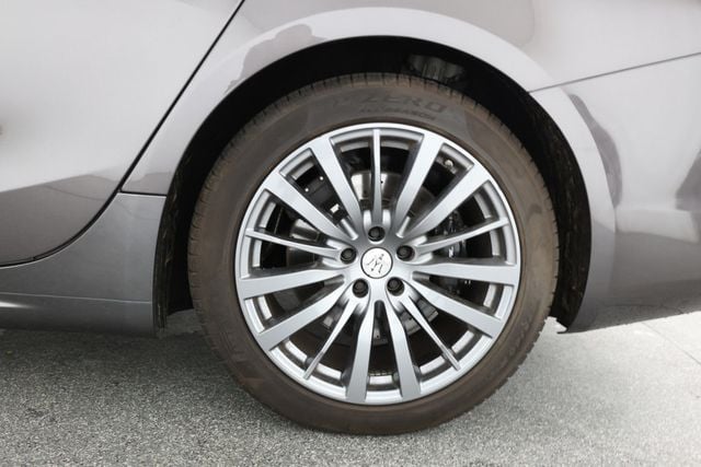 2022 Maserati Ghibli  photo
