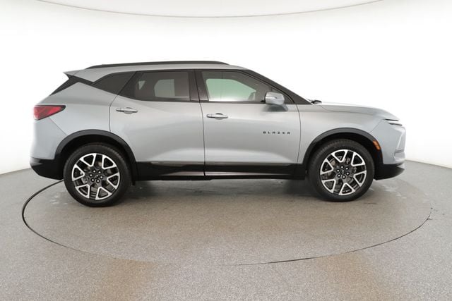 2024 Chevrolet Blazer  photo