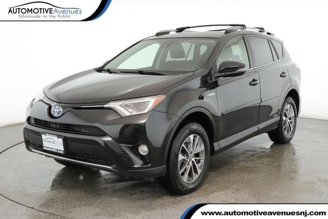 2018 Toyota RAV4 Hybrid  photo