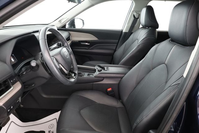 2024 Toyota Grand Highlander  photo