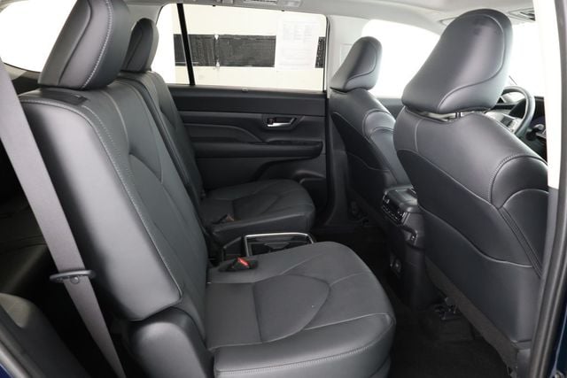 2024 Toyota Grand Highlander  photo