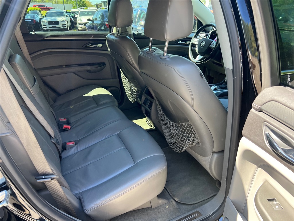 2012 Cadillac SRX photo