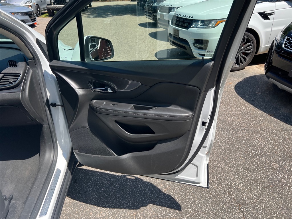 2019 Buick Encore Preferred FWD  photo