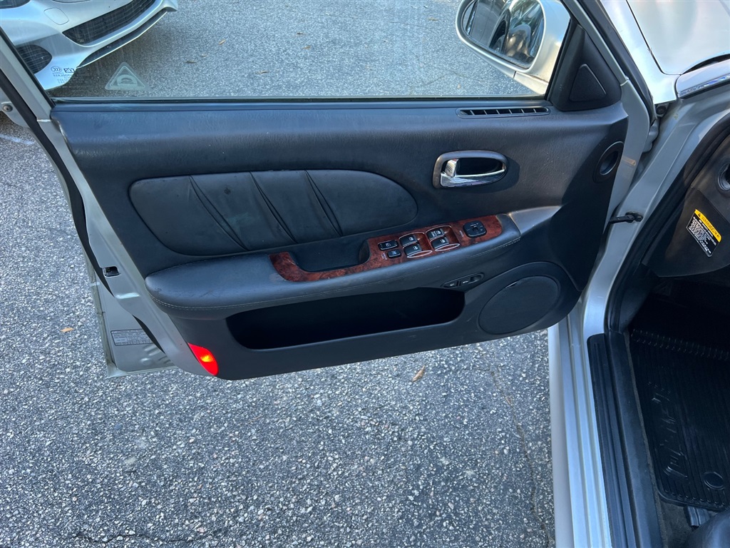 2005 Hyundai Sonata GLS photo