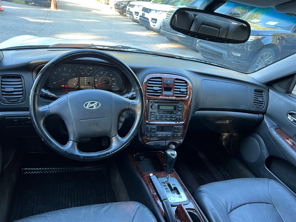 2005 Hyundai Sonata GLS photo