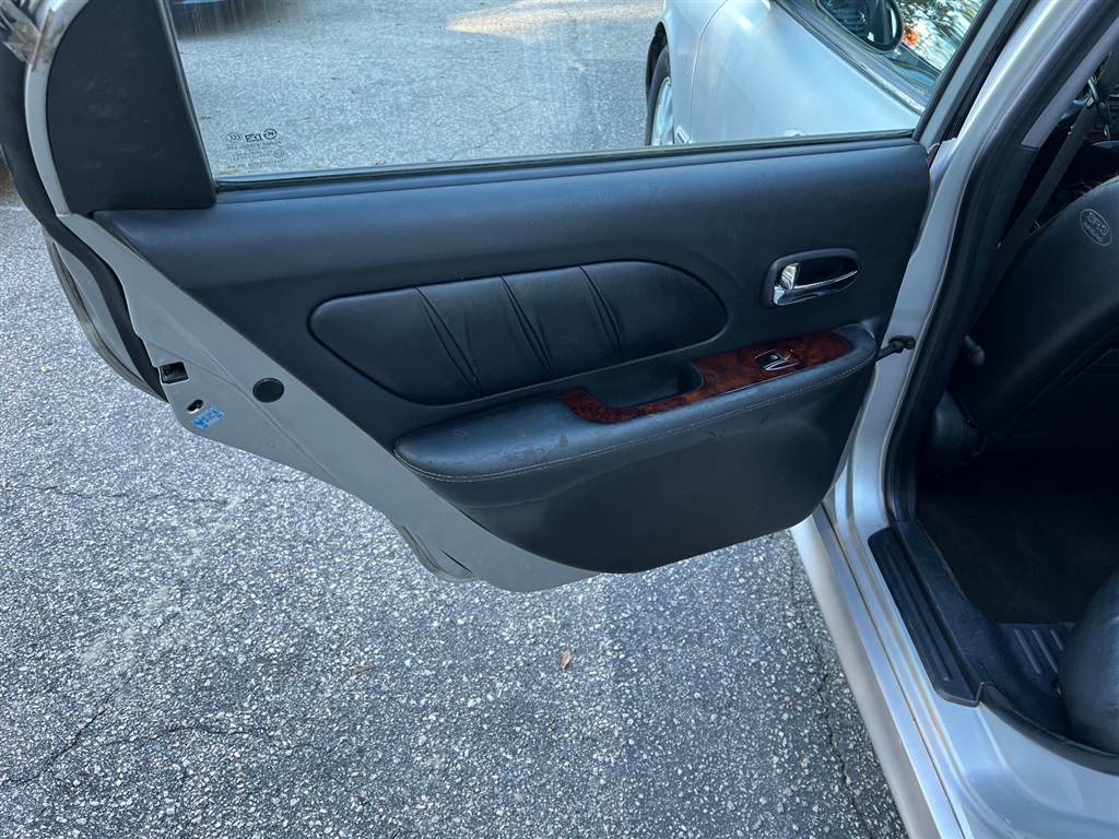 2005 Hyundai Sonata GLS photo