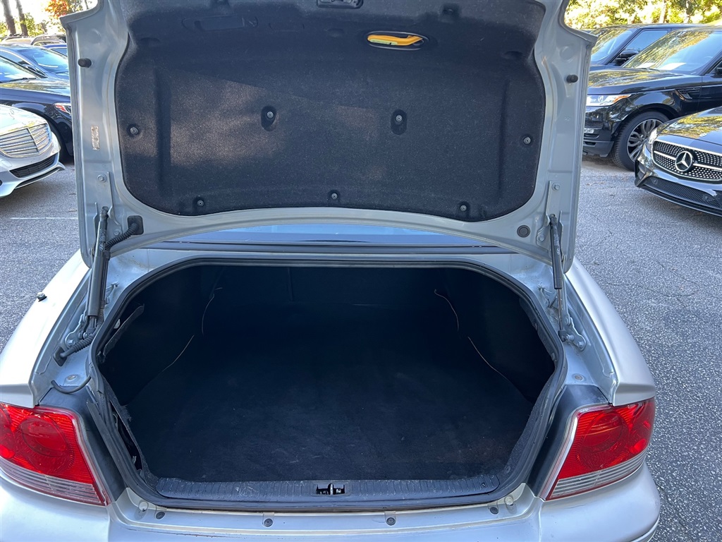 2005 Hyundai Sonata GLS photo