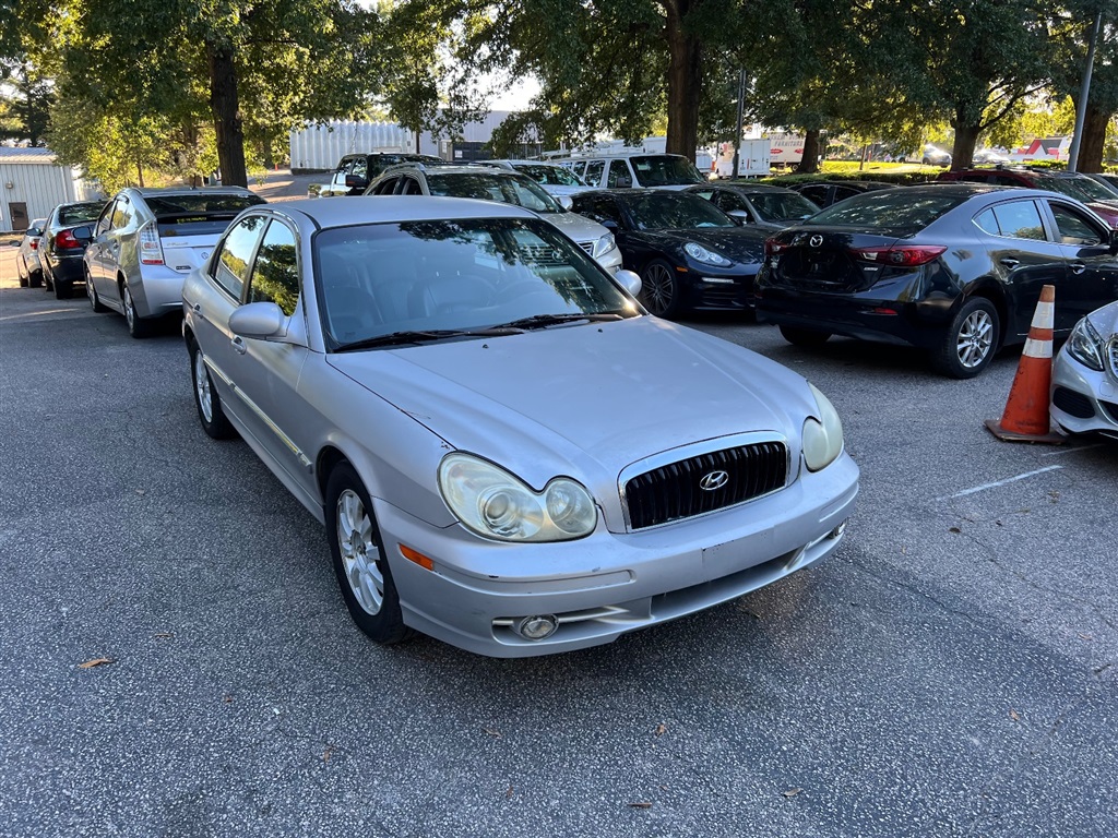 2005 Hyundai Sonata GLS photo