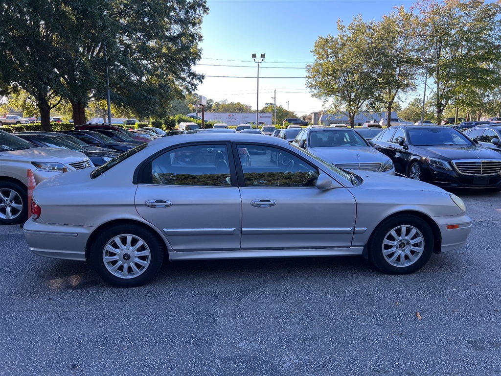 2005 Hyundai Sonata GLS photo