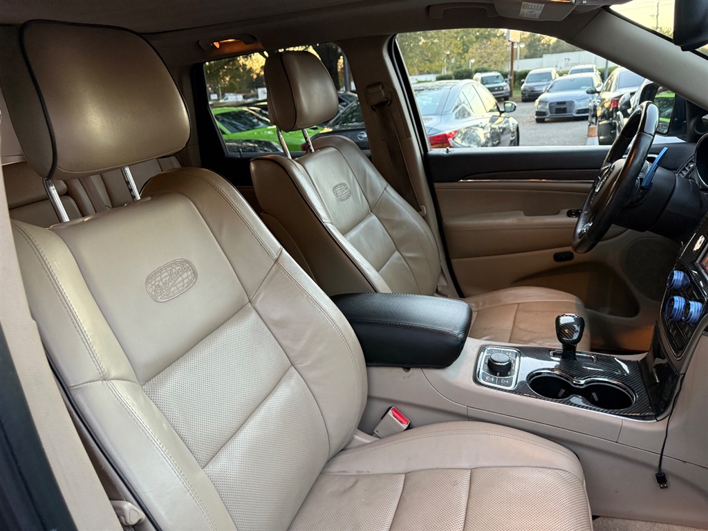 2014 Jeep Grand Cherokee Overland photo
