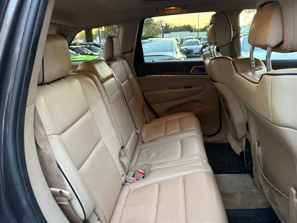 2014 Jeep Grand Cherokee Overland photo