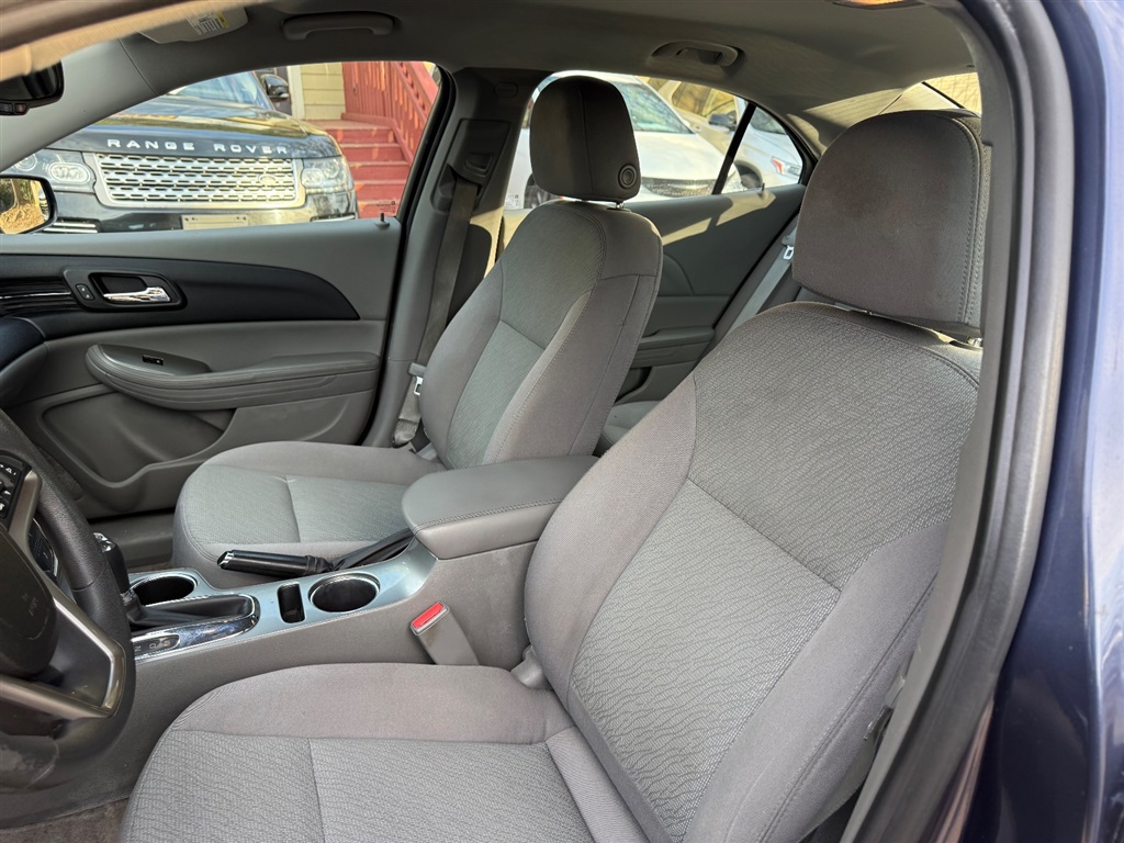 2014 Chevrolet Malibu LS photo