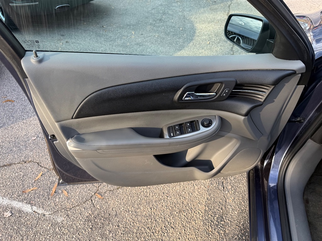 2014 Chevrolet Malibu LS photo