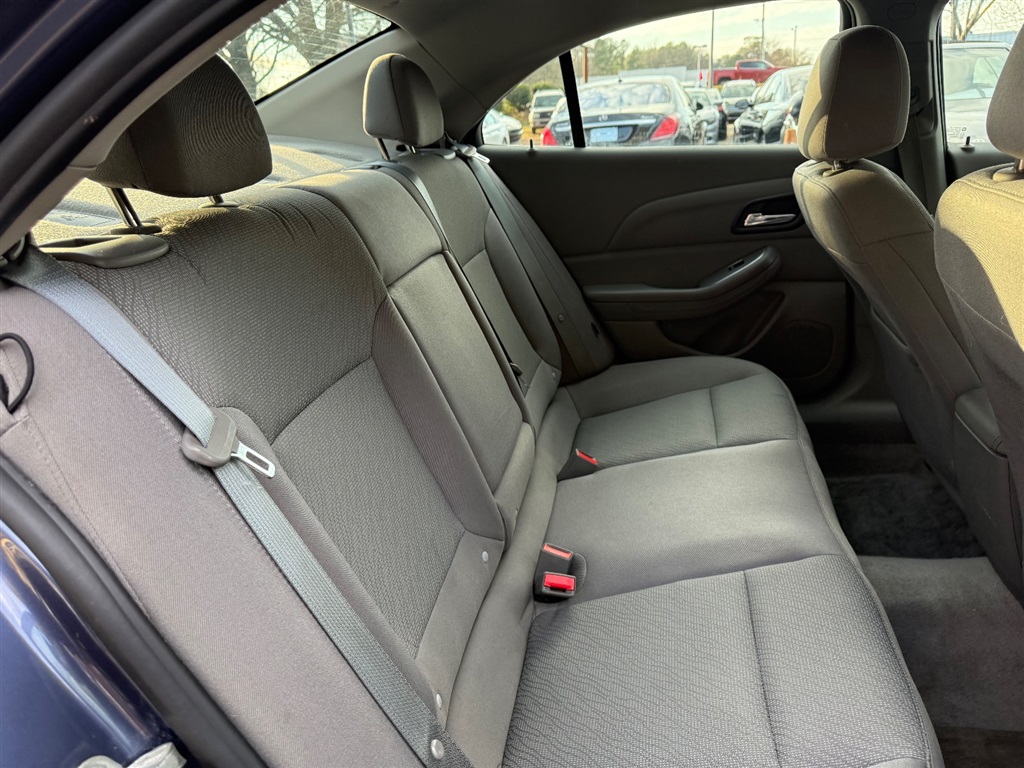 2014 Chevrolet Malibu LS photo