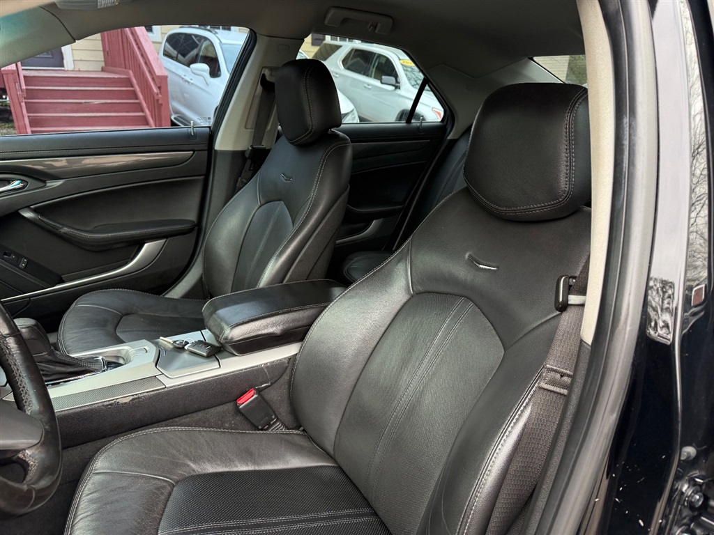 2013 Cadillac CTS 3.0L Luxury photo